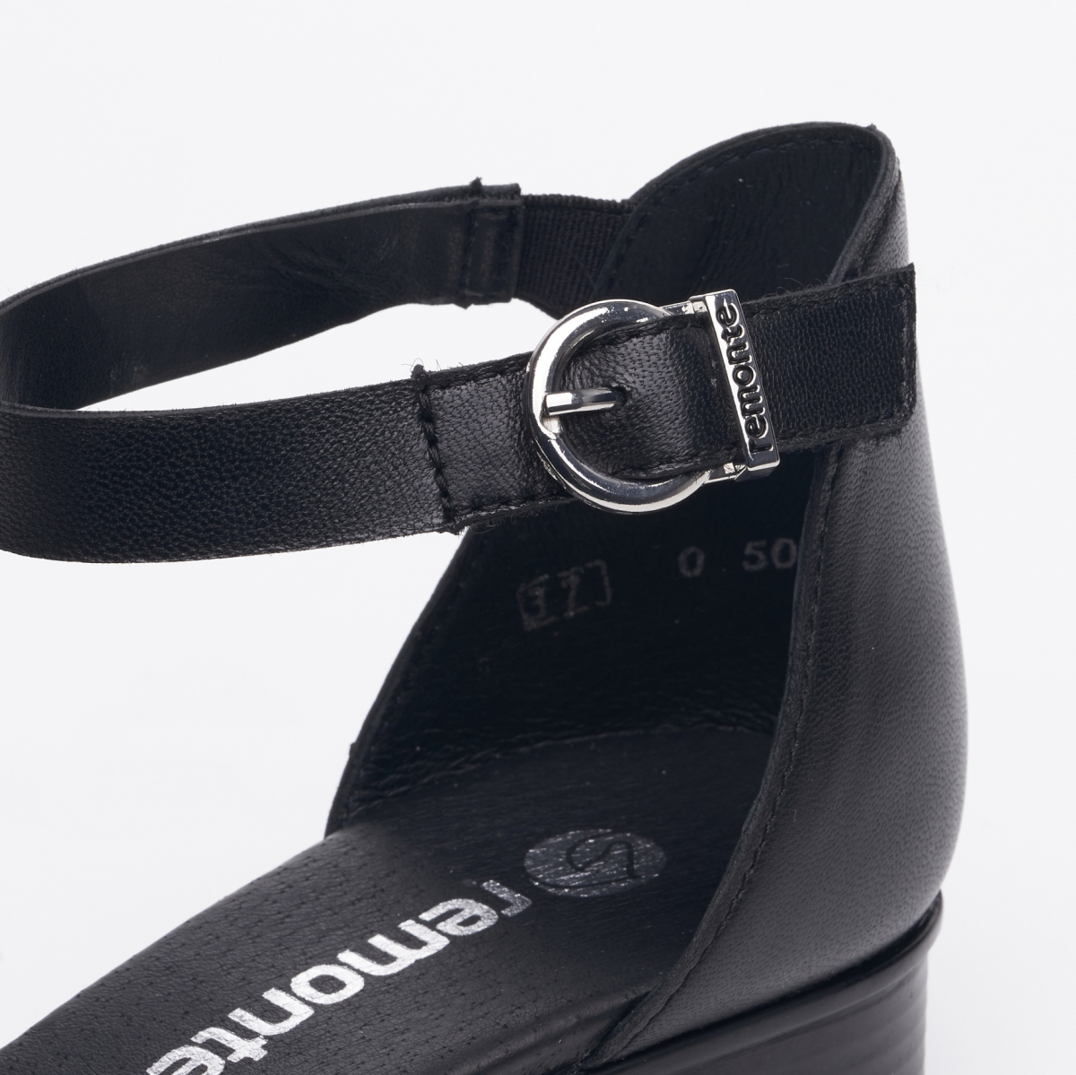 detail Dámské sandály REMONTE D0P50-00 černá S3