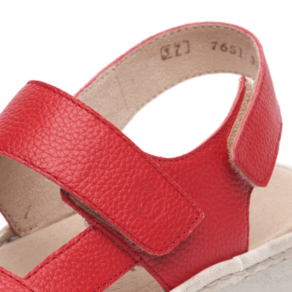detail Dámské sandály REMONTE D7651-33 červená S3