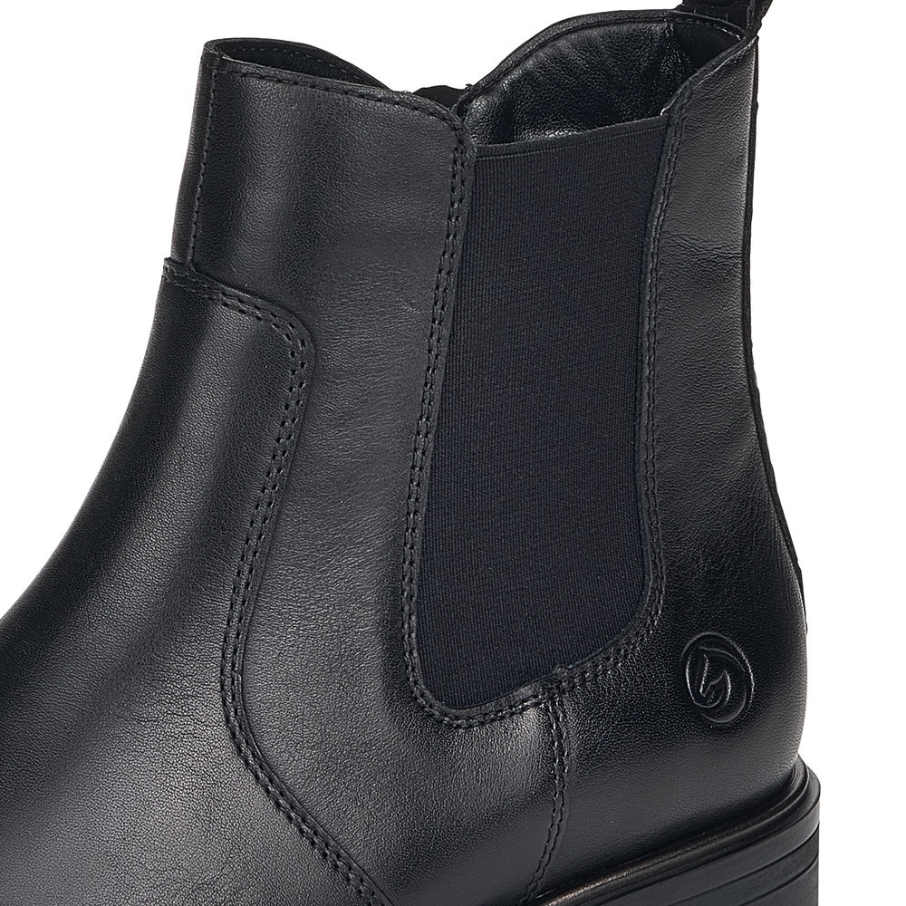 detail Dámská kotníková obuv REMONTE D8376-01 černá W1