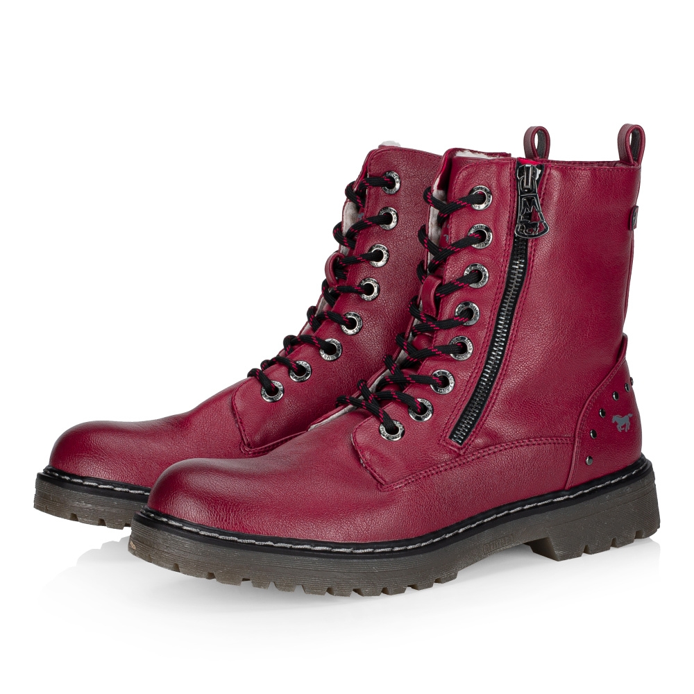 detail Dámská kotníková obuv MUSTANG 1366601-5 červená W2