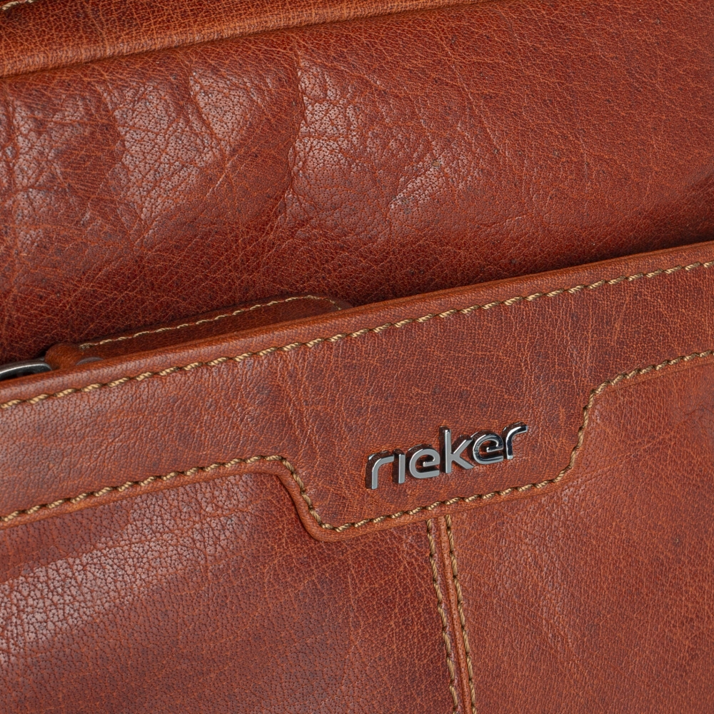 detail Pánská taška RIEKER 9012 hnědá W1