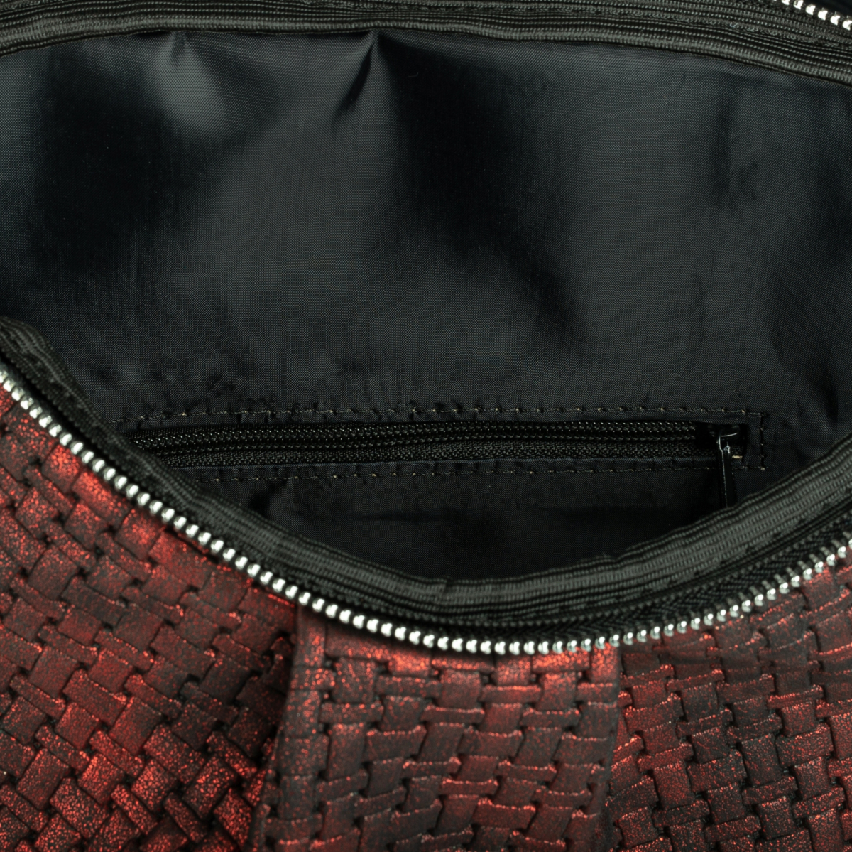 detail Dámský batoh RIEKER C2238-062-T5 červená S3